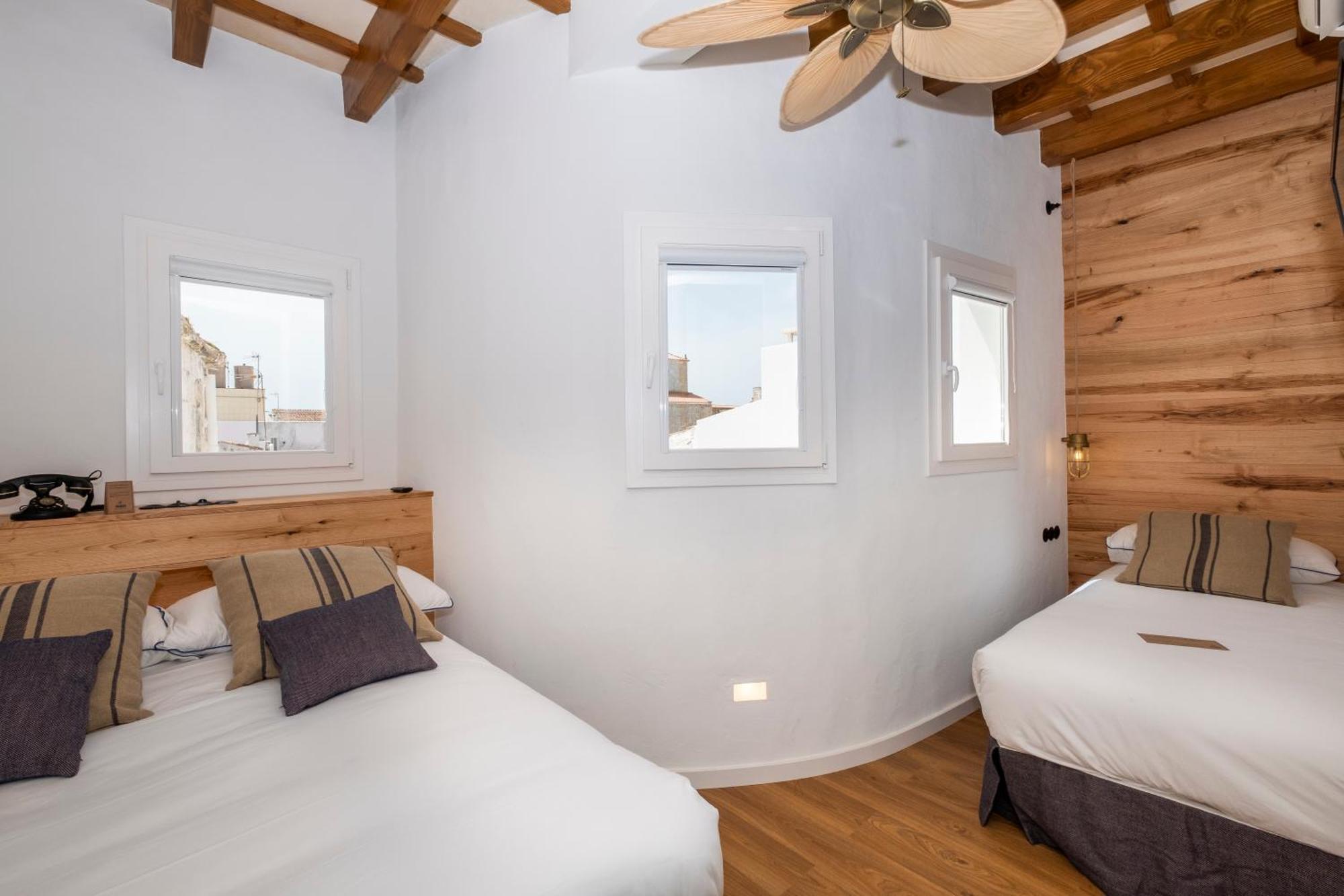 Nao Catedral Boutique Hotel Ciutadella  Room photo